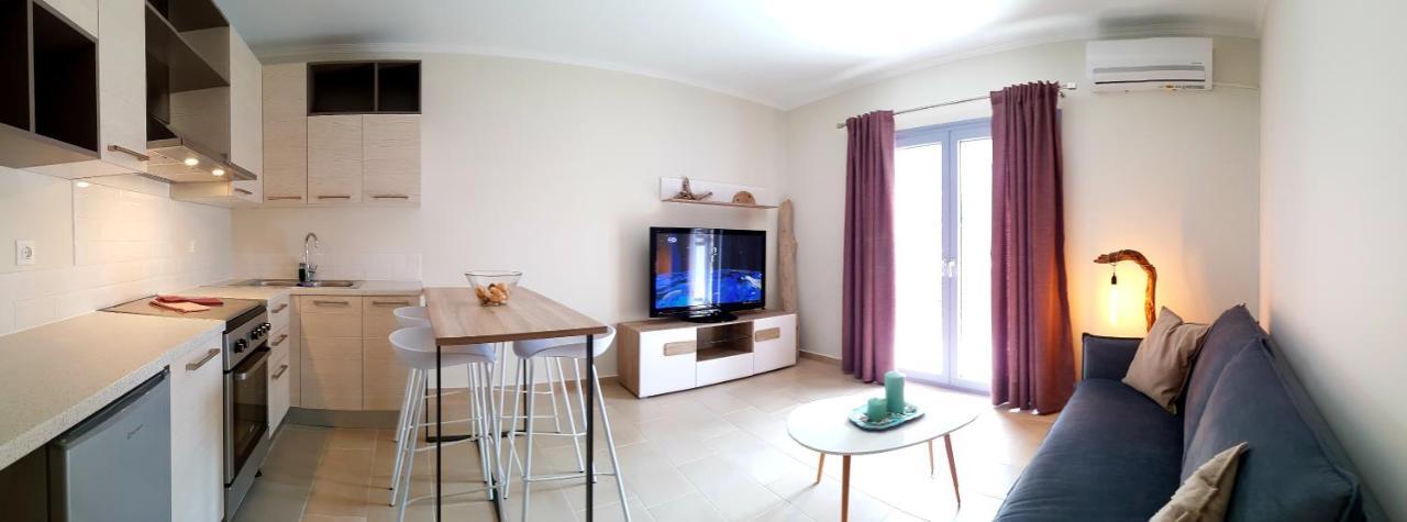 Celeni Apartments Lefkáda Exteriör bild